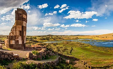 Sillustani en Puno: chullpas preinca con vista a la laguna Umayo