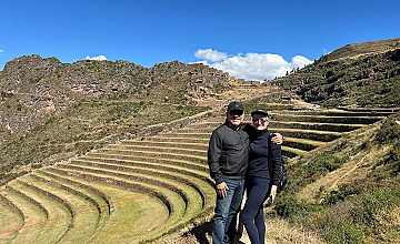 Pisac en Cusco: terrazas incas del Valle Sagrado con viajeros